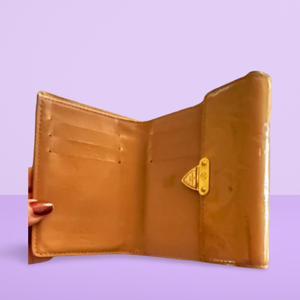 Louis Vuitton vernis koala wallet Authentic - Picture 6 of 12